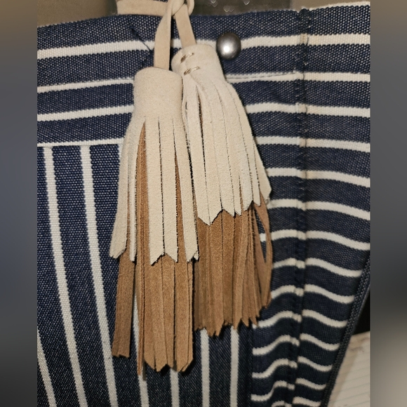 Lucky Brand Striped Navy and White Denim Tote Bag With Suede Tassle - Picture 5 of 13